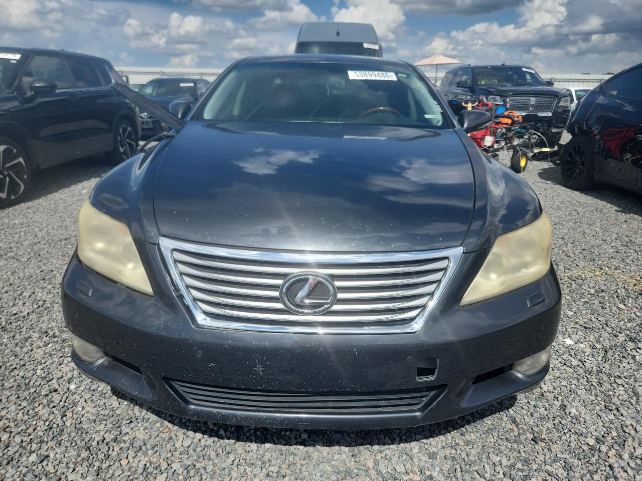 2011 LEXUS LS