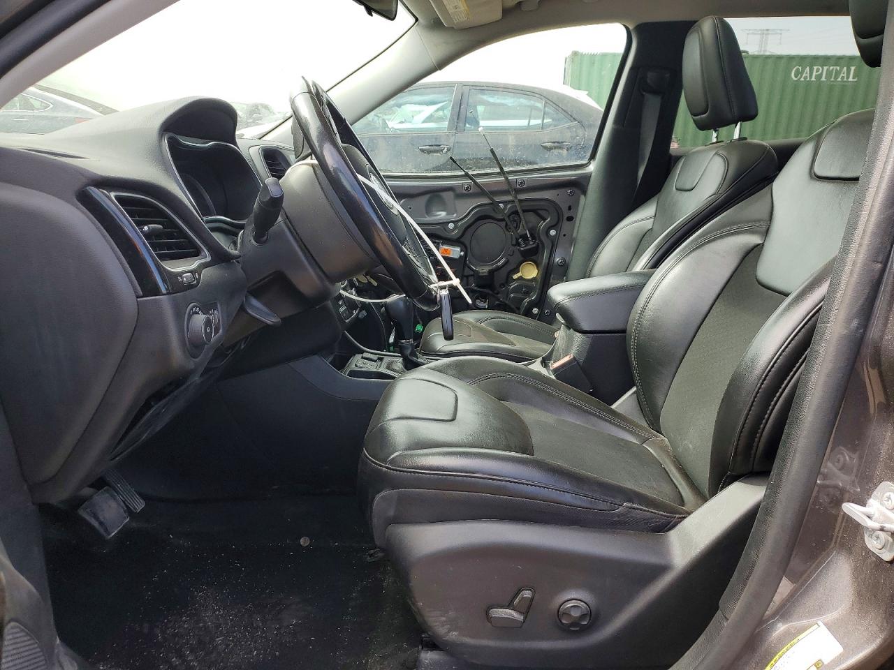 2019 JEEP CHEEROKE