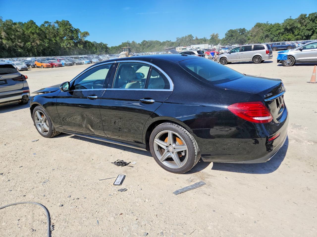 2017 MERCEDES-BENZ E