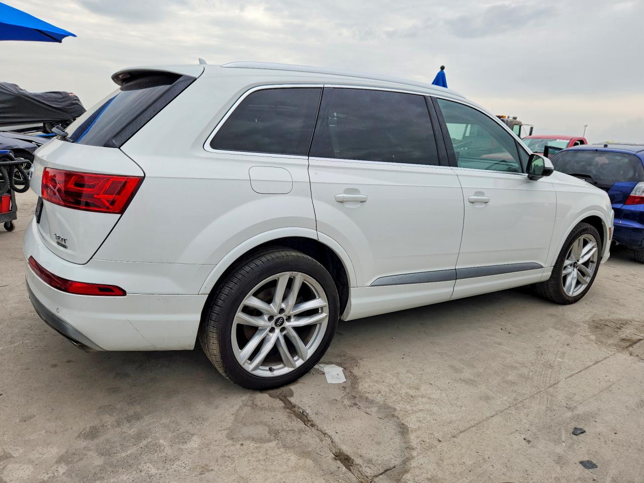 2017 AUDI Q7
