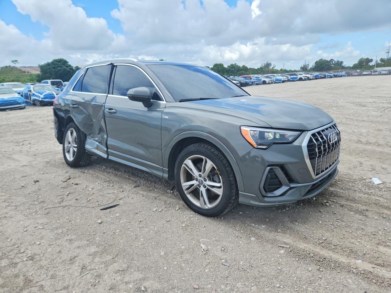 2020 AUDI Q3