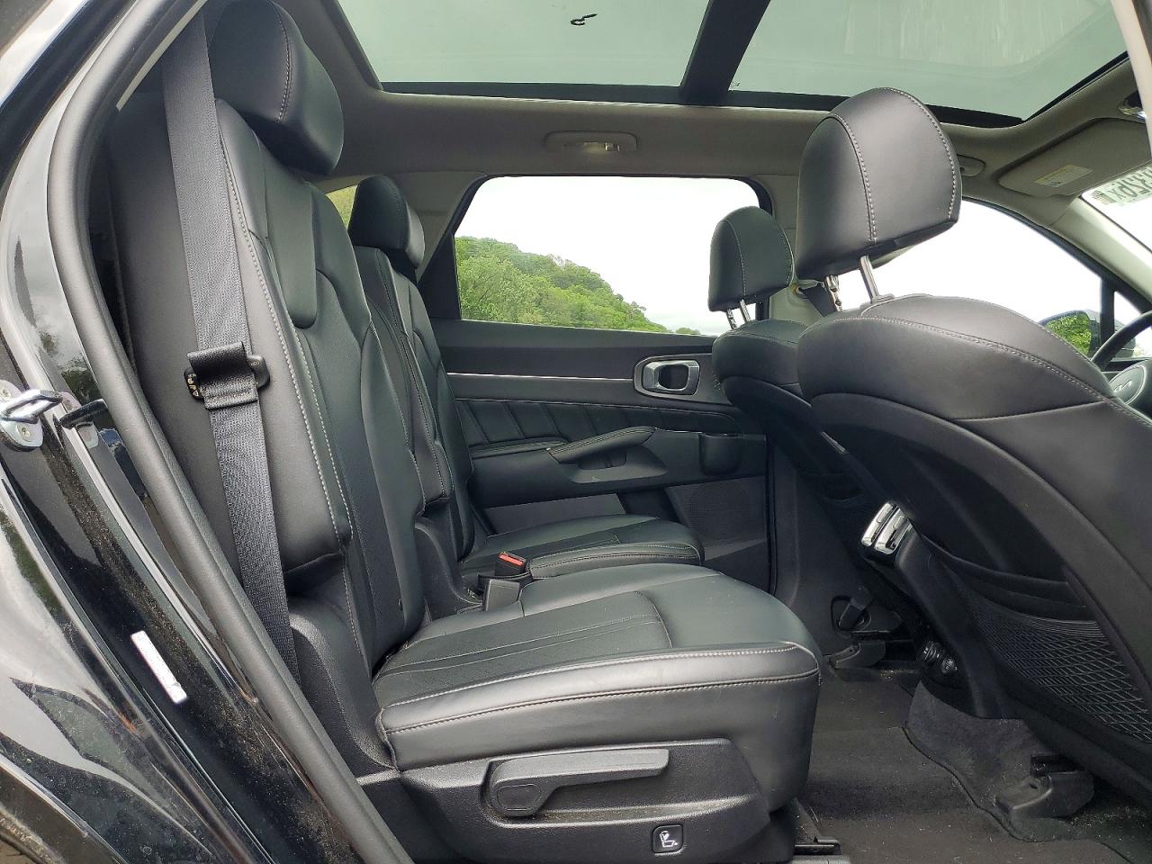 2022 KIA SORENTO