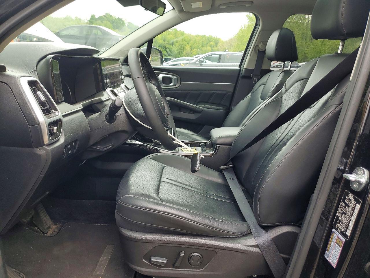 2022 KIA SORENTO
