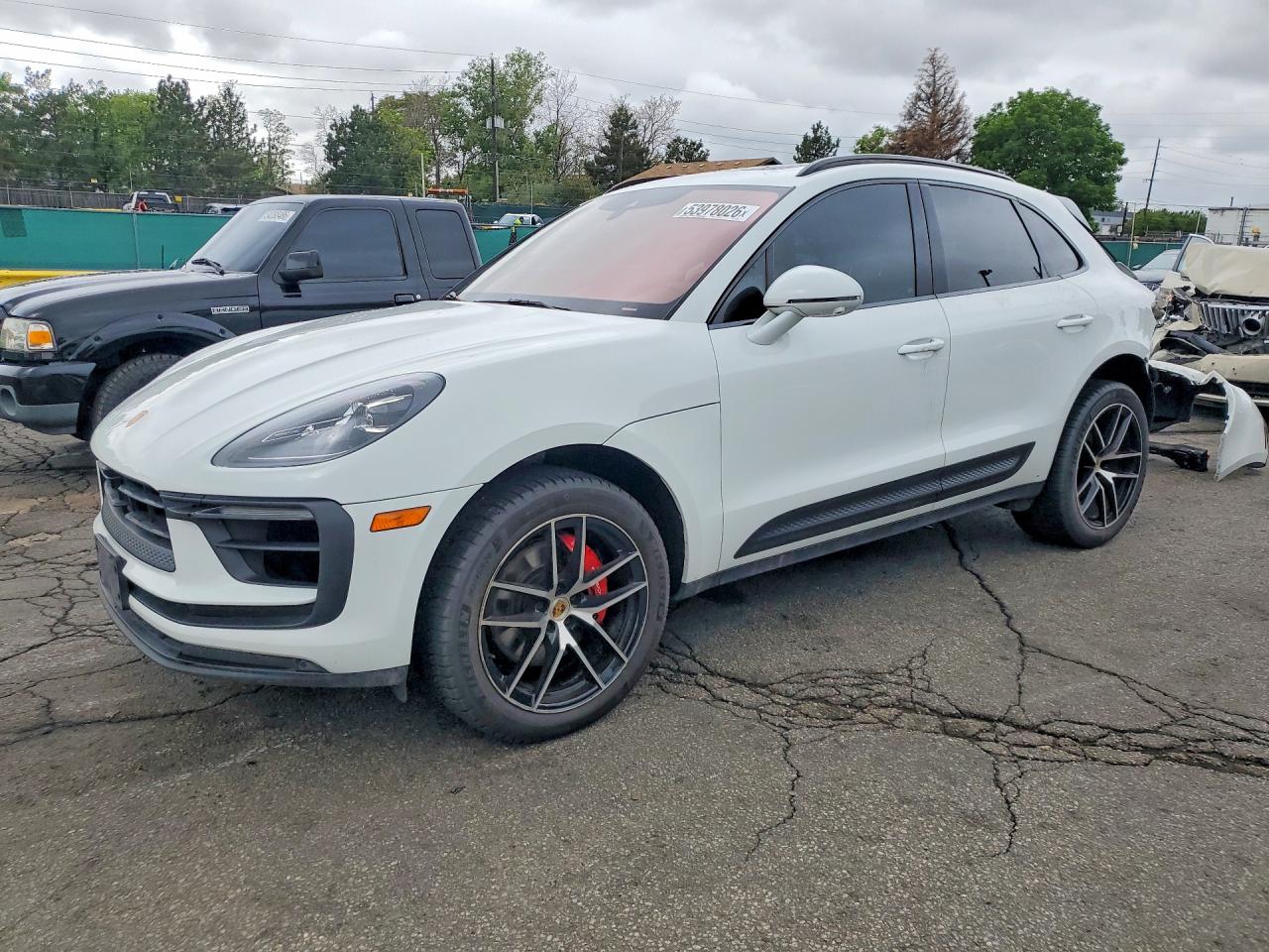 2023 PORSCHE MACAN