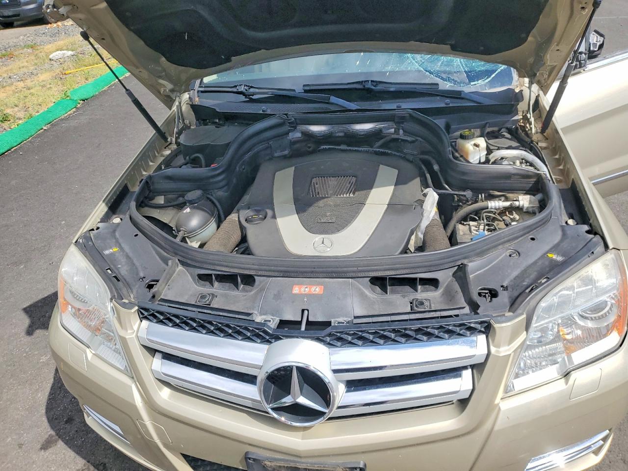 2012 MERCEDES-BENZ GLK