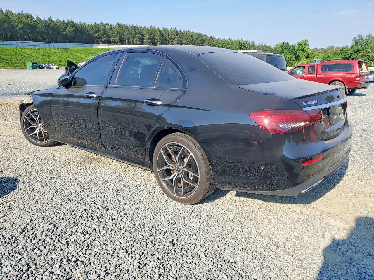 2022 MERCEDES-BENZ E