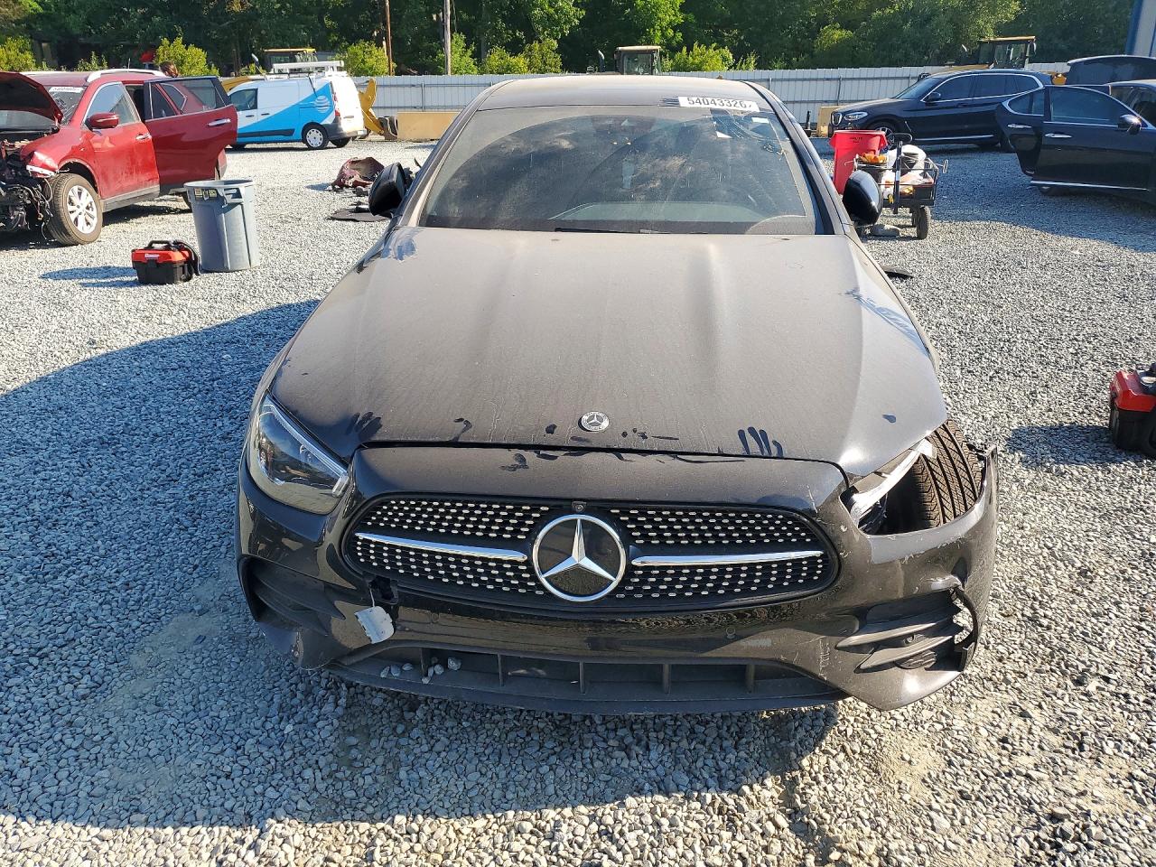 2022 MERCEDES-BENZ E