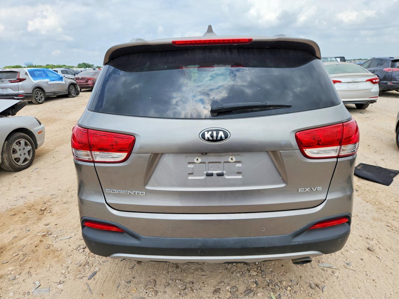 2017 KIA SORENTO