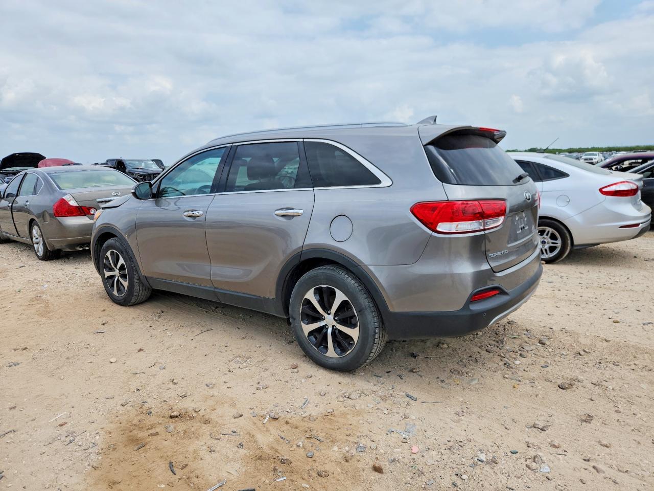 2017 KIA SORENTO