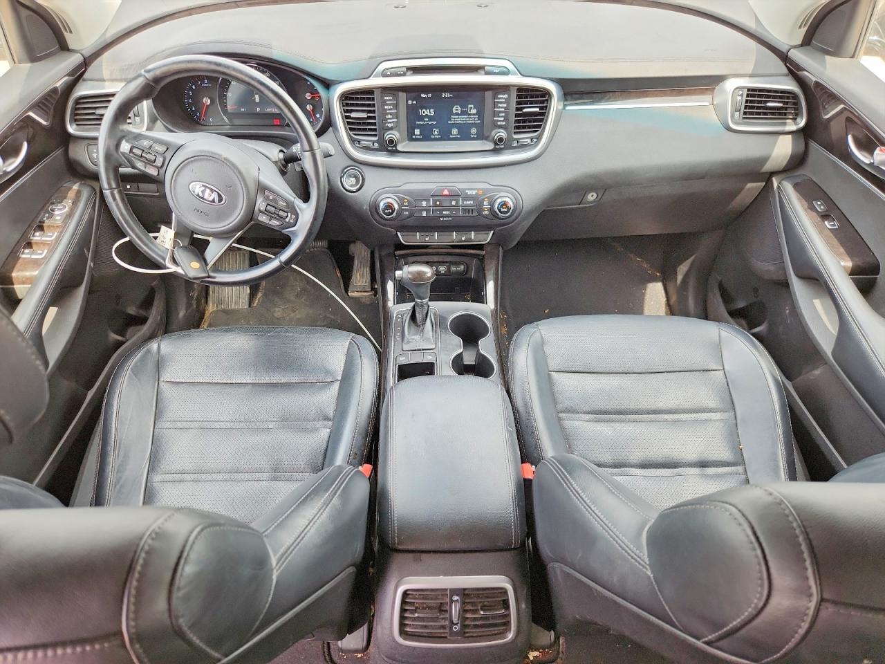 2017 KIA SORENTO