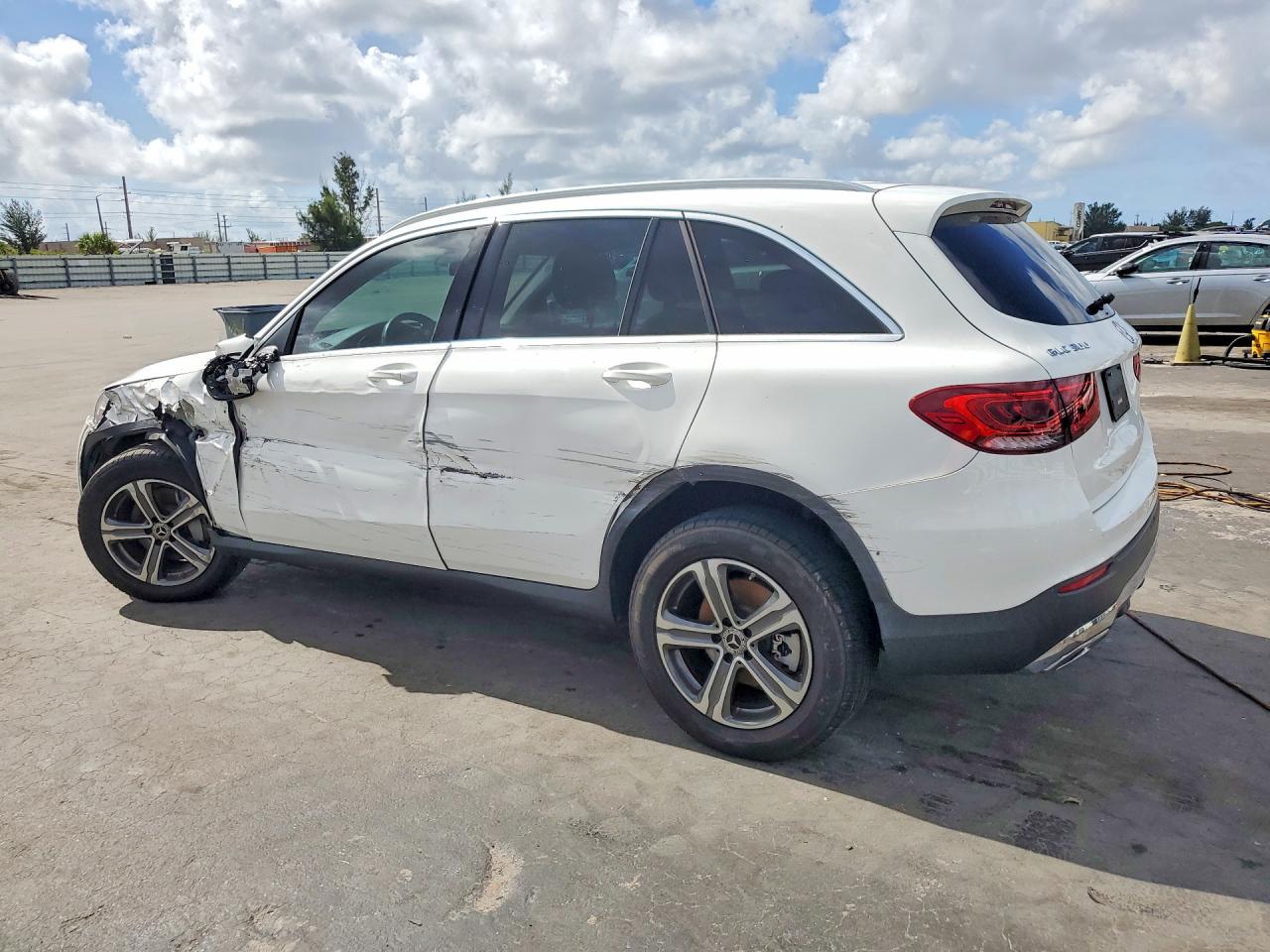 2020 MERCEDES-BENZ GLC