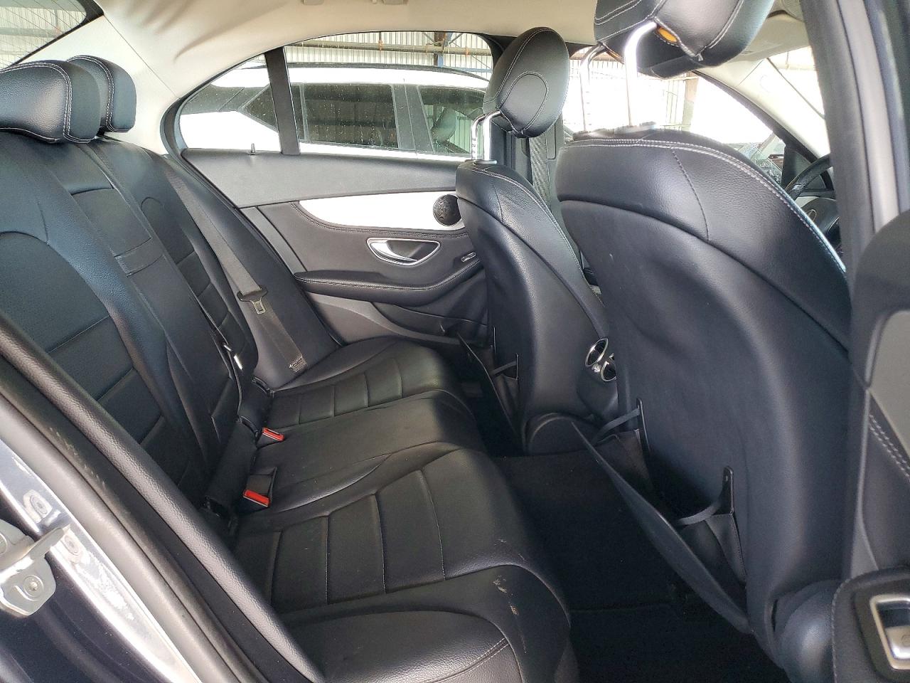 2015 MERCEDES-BENZ C