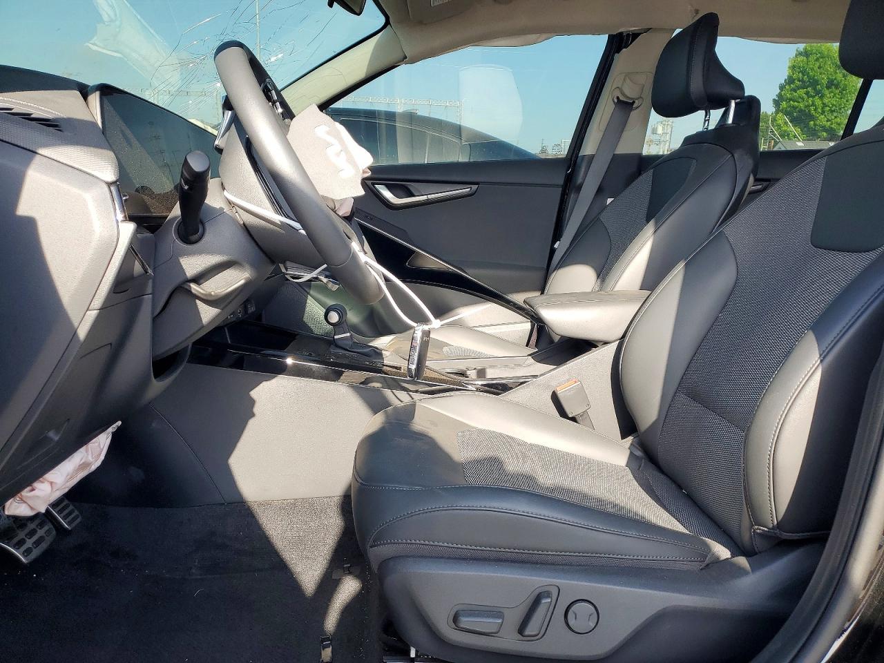 2025 KIA NIRO