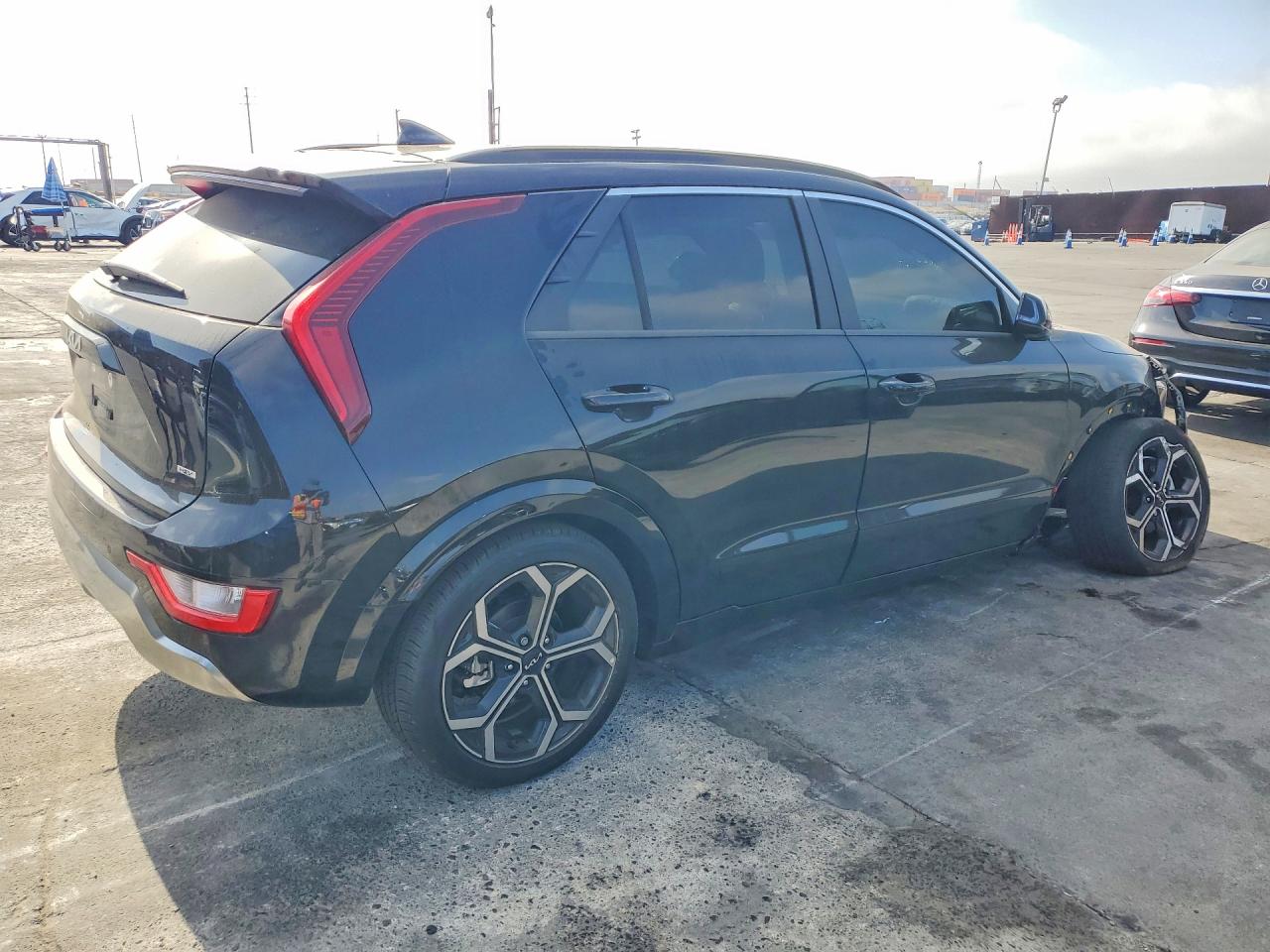 2025 KIA NIRO