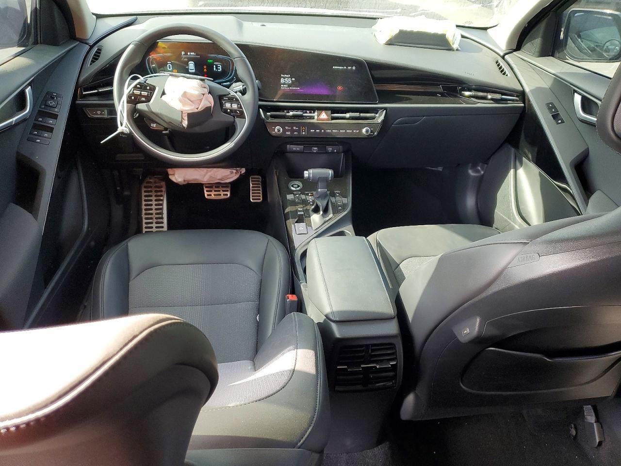 2025 KIA NIRO