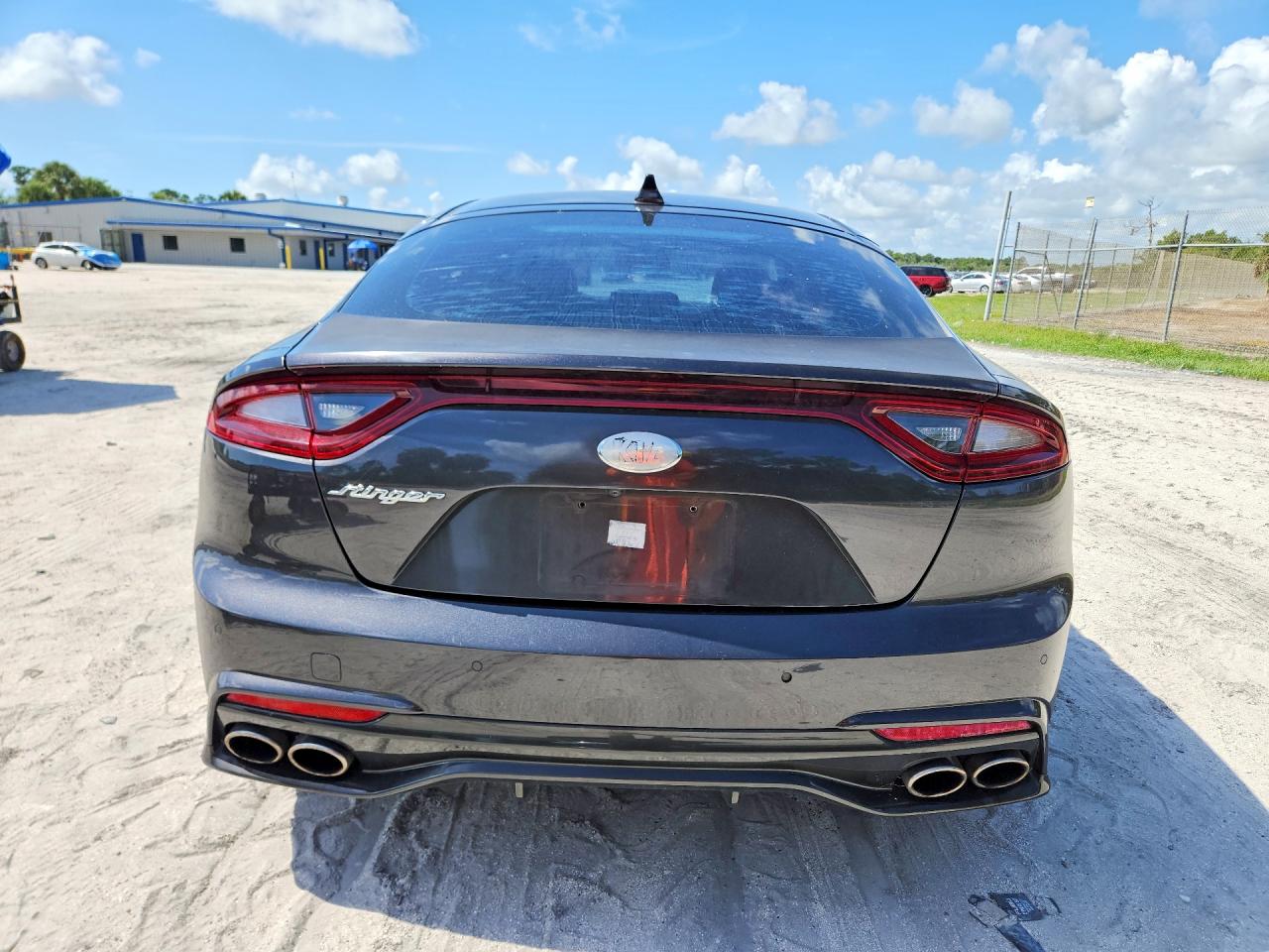 2019 KIA STINGER