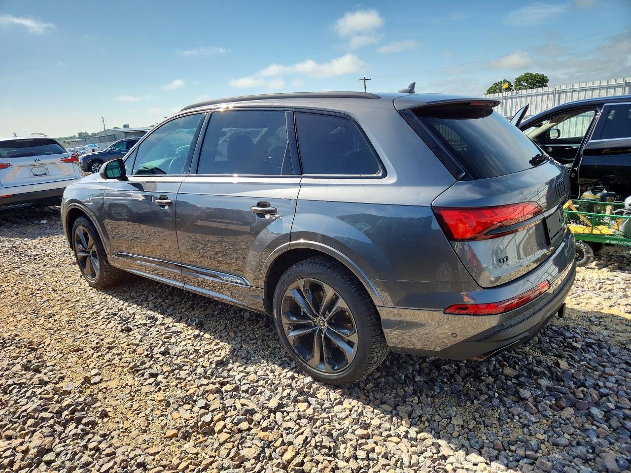 2025 AUDI Q7