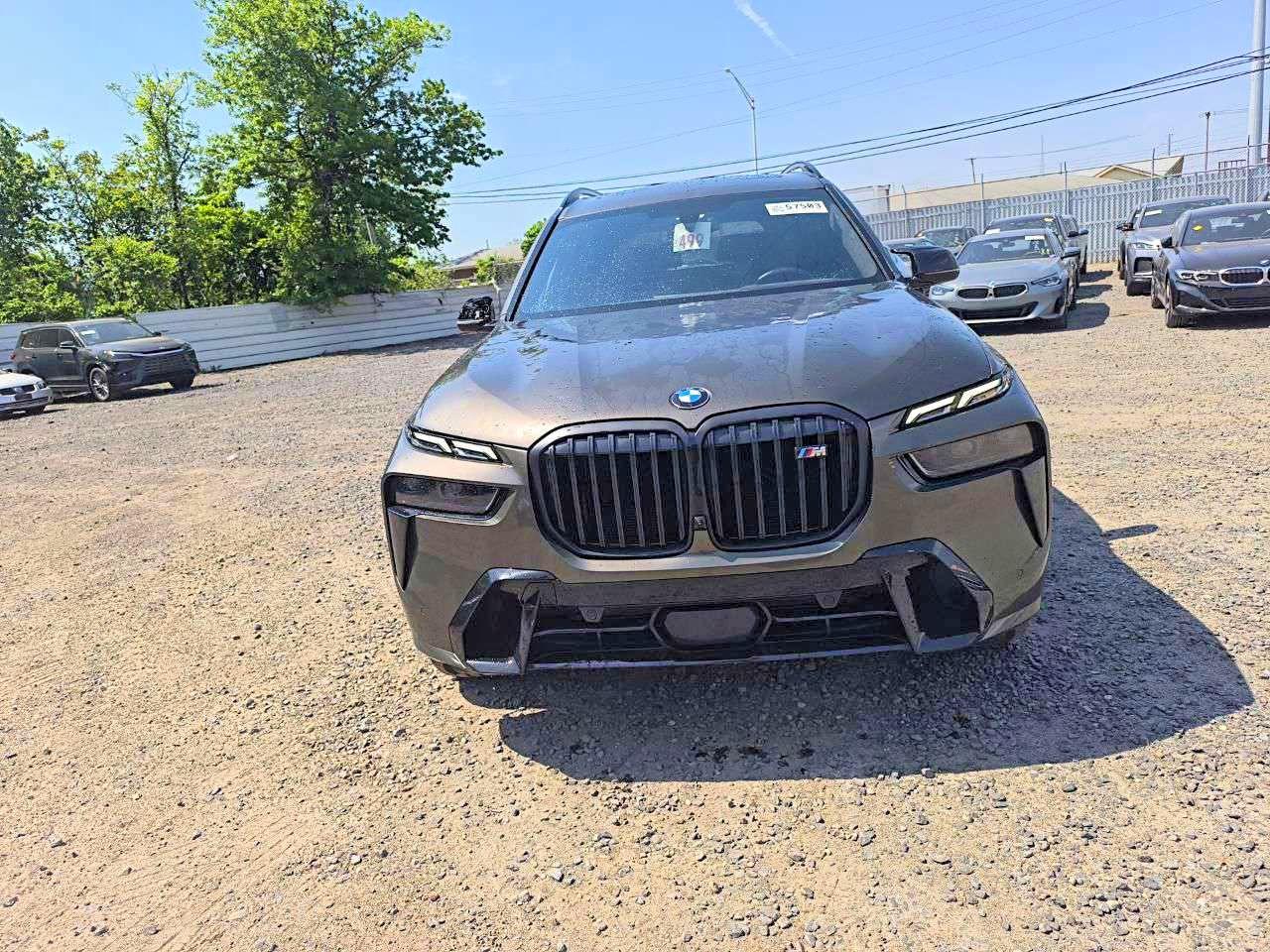 2023 BMW X7