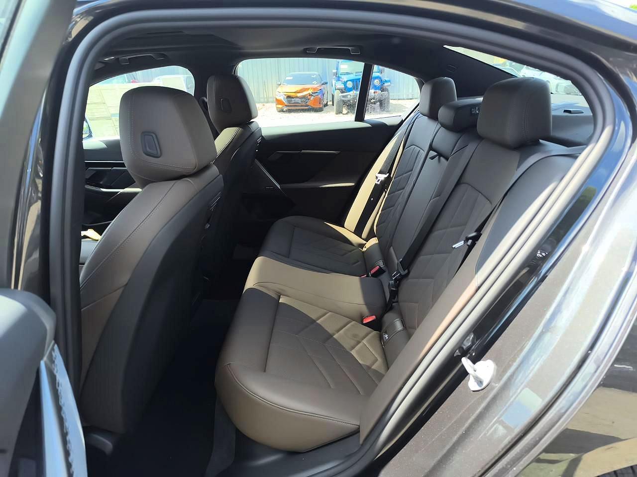 2026 BMW 530