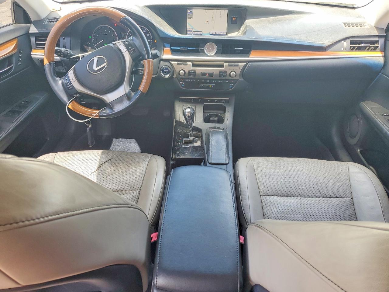 2013 LEXUS ES — ?