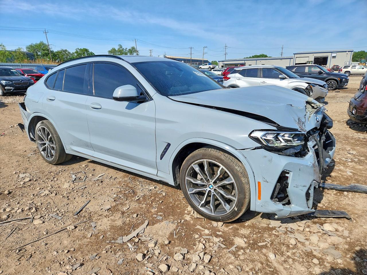2022 BMW X4