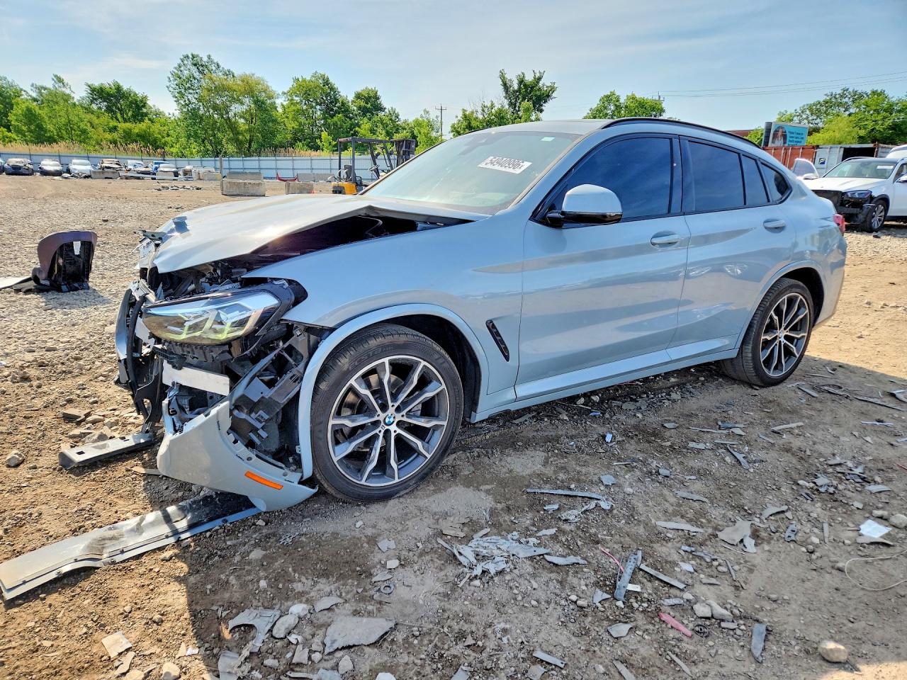 2022 BMW X4