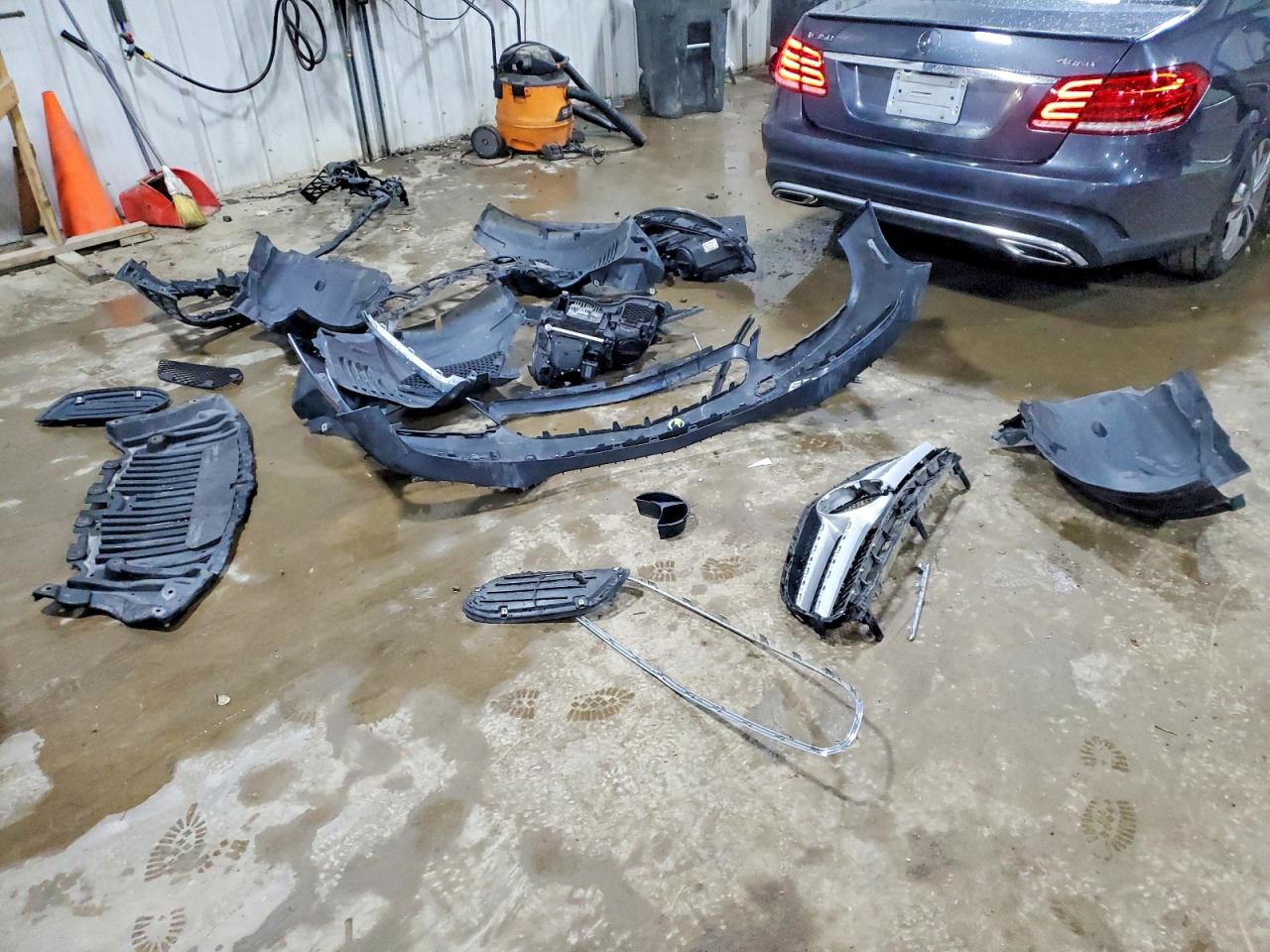 2015 MERCEDES-BENZ E