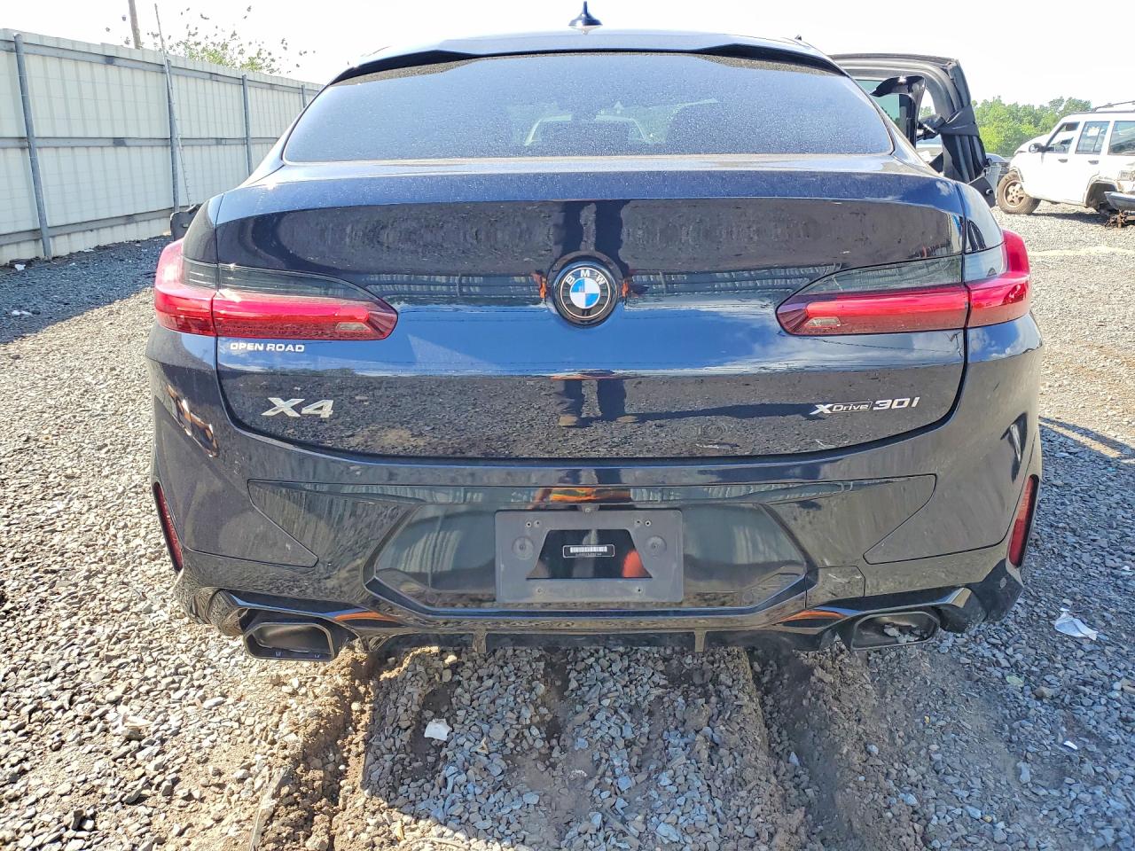 2023 BMW X4 — ?