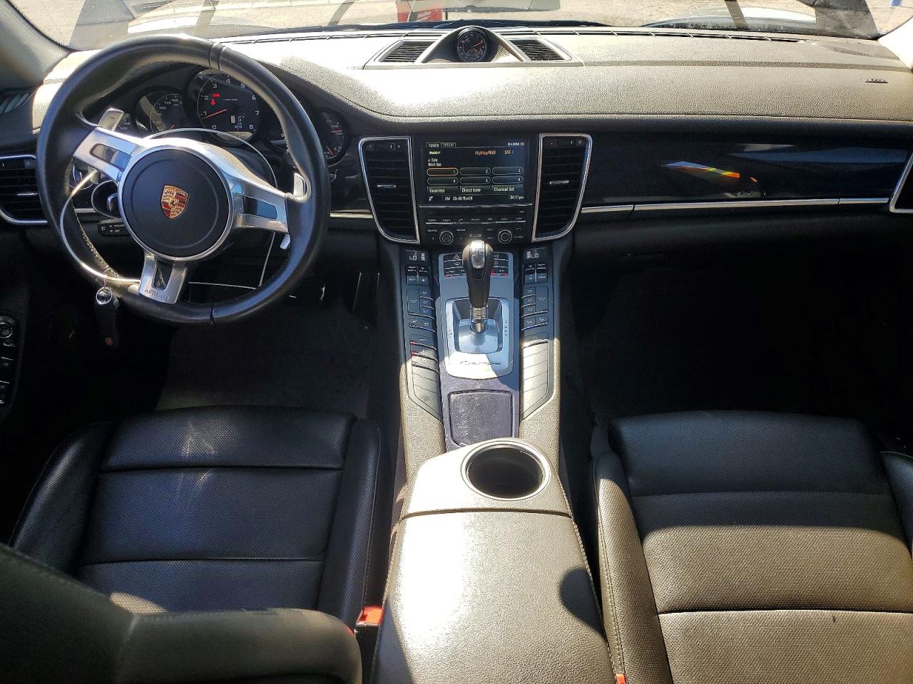 2016 PORSCHE PANAMERA — ?