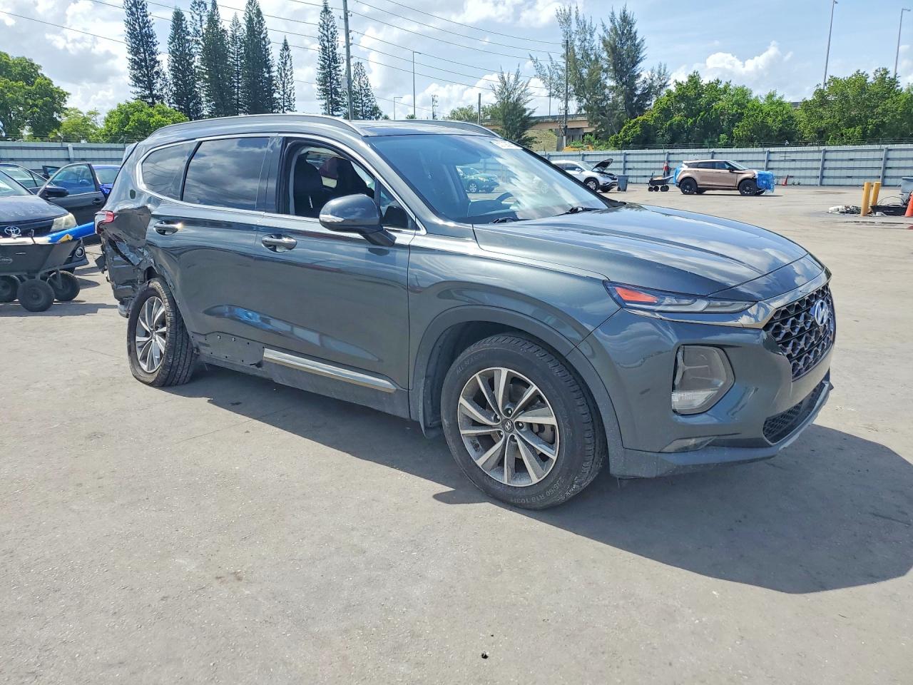 2020 HYUNDAI SANTA FE — ?