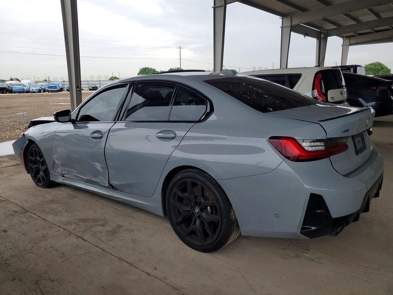 2025 BMW 3-Series 330XI