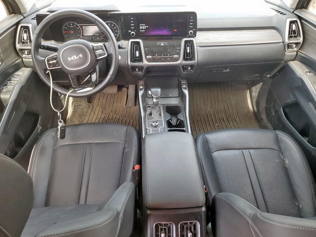 2023 KIA SORENTO