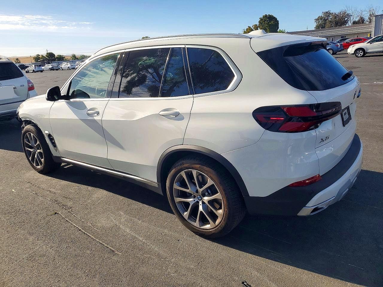 2025 BMW X5