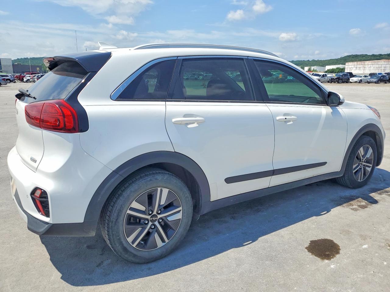 2022 KIA NIRO