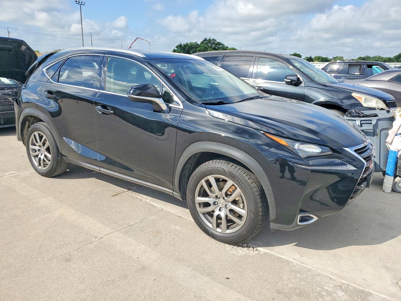 2016 LEXUS NX 200T