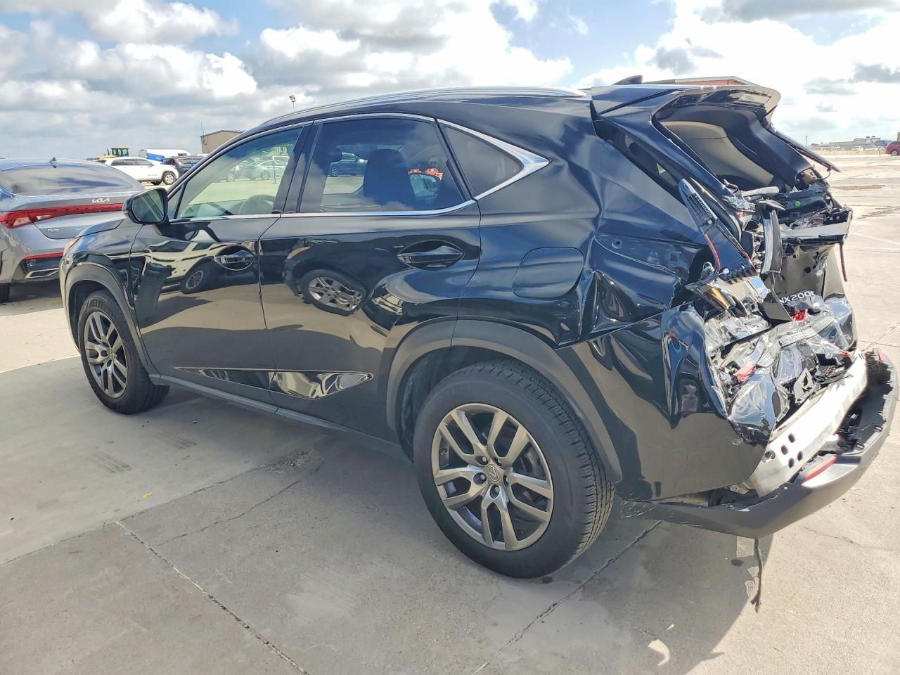 2016 LEXUS NX 200T
