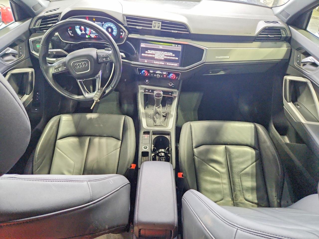 2024 AUDI Q3