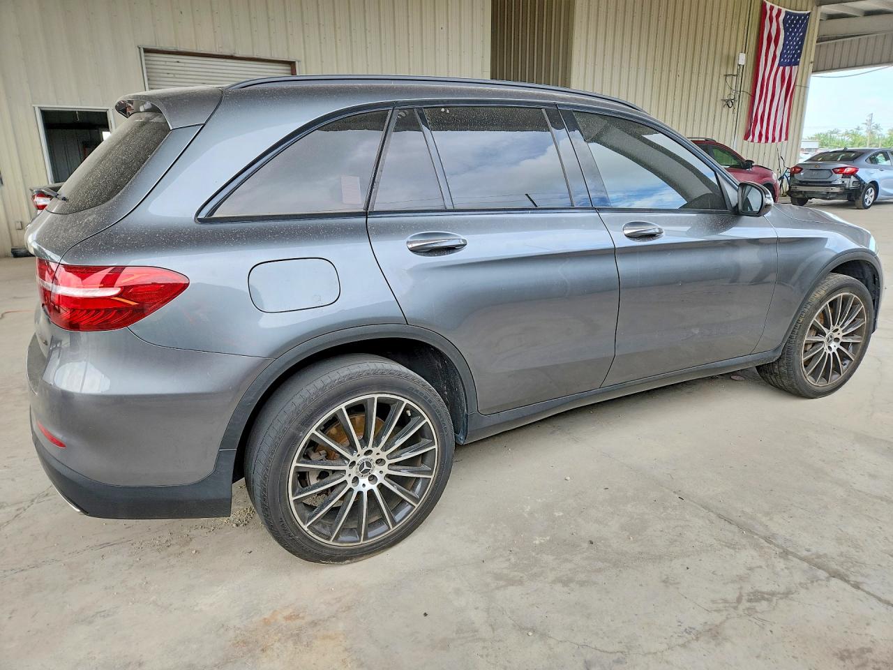 2019 MERCEDES-BENZ GLC