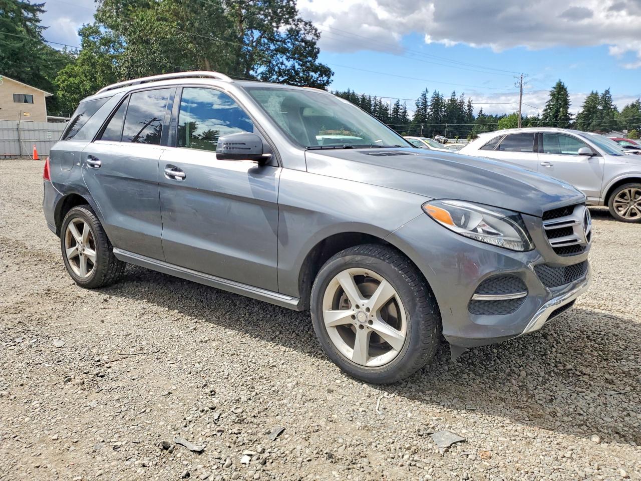 2017 MERCEDES-BENZ GLE