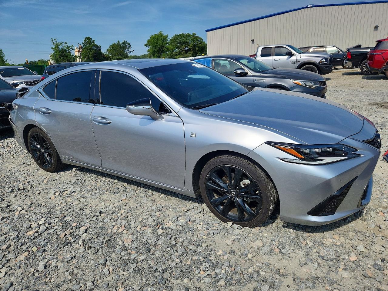 2022 LEXUS ES 300H