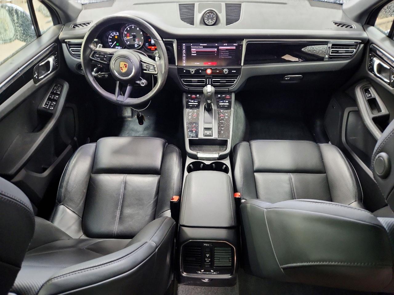 2023 PORSCHE MACAN — ?