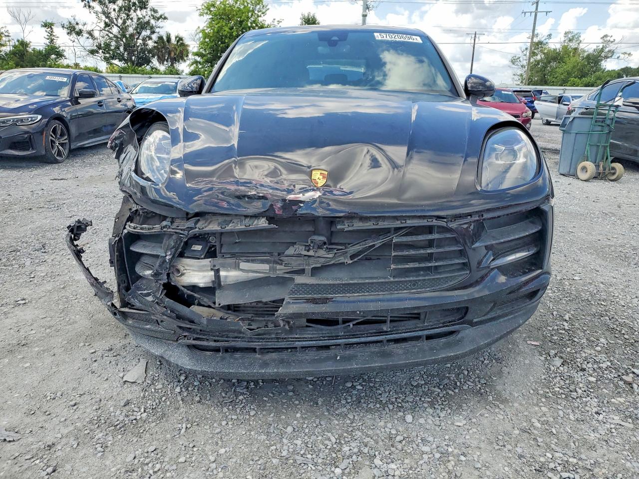 2021 PORSCHE MACAN