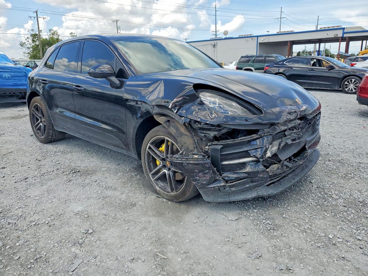 2021 PORSCHE MACAN