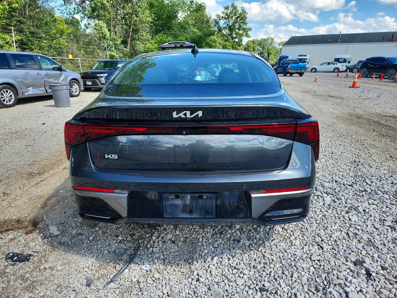 2025 KIA K5