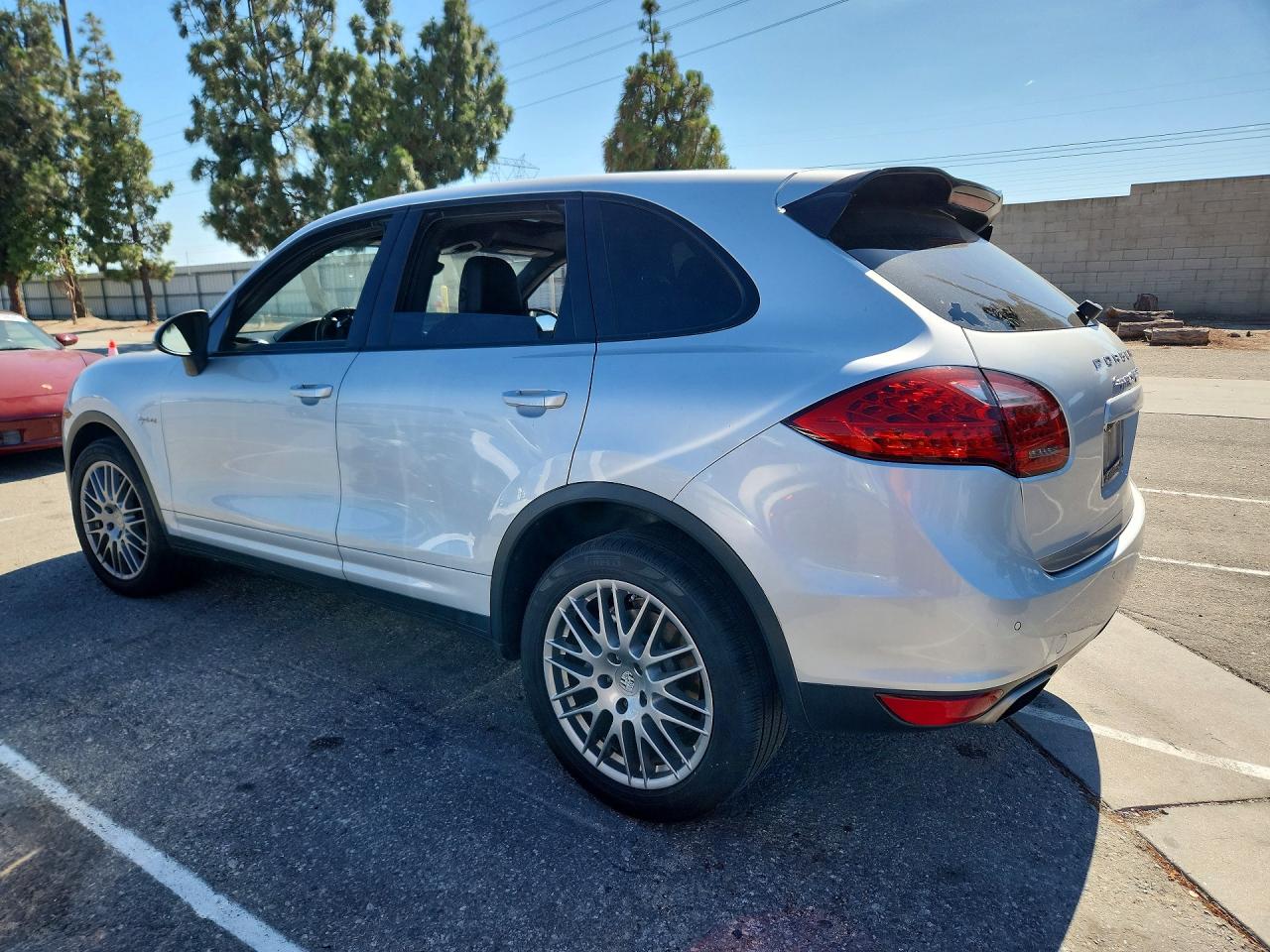 2012 PORSCHE CAYENNE — ?
