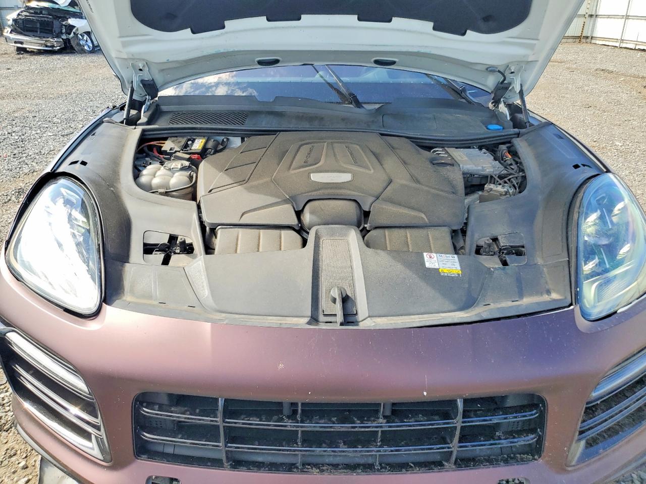 2022 PORSCHE CAYENNE
