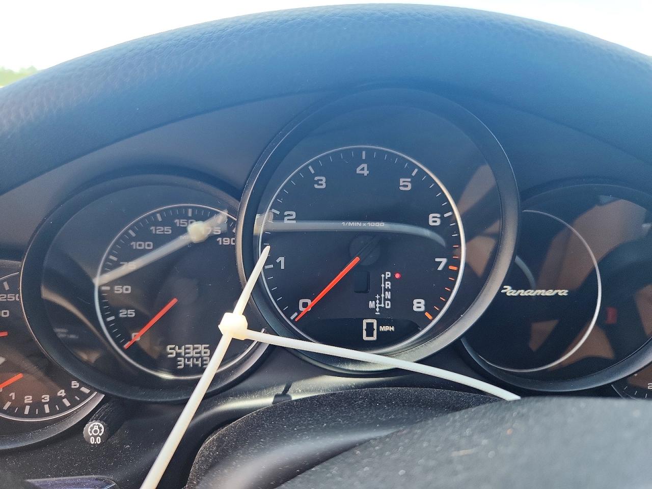 2016 PORSCHE PANAMERA