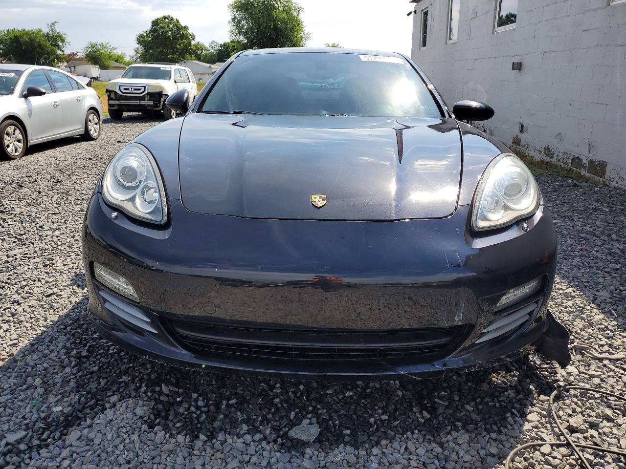 2013 PORSCHE PANAMERA