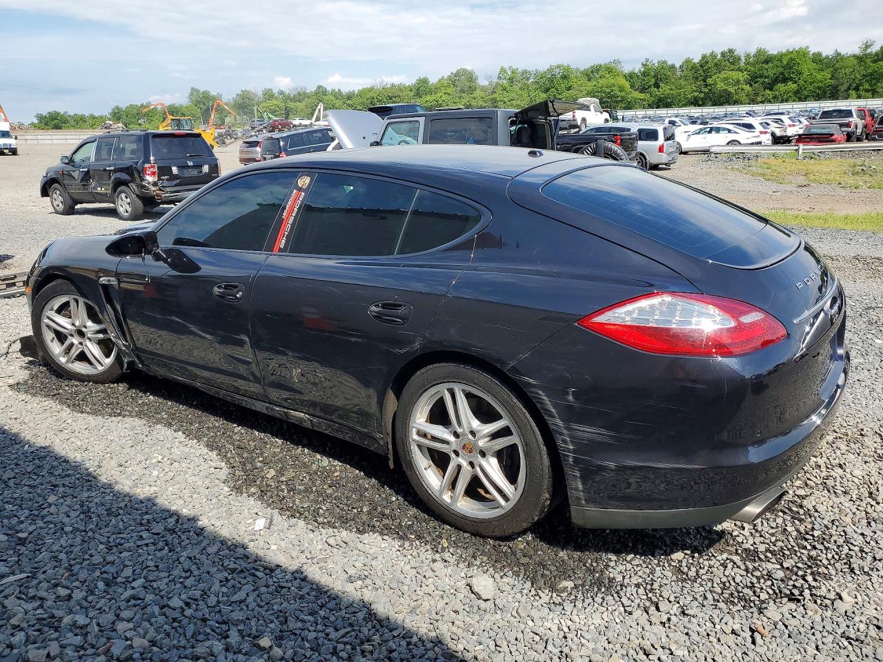 2013 PORSCHE PANAMERA