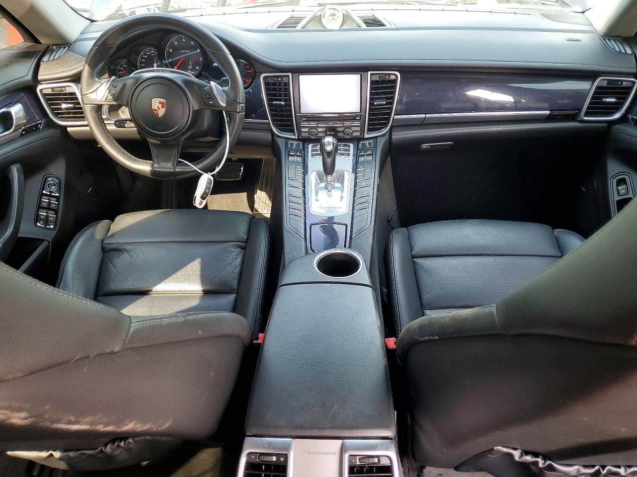 2013 PORSCHE PANAMERA